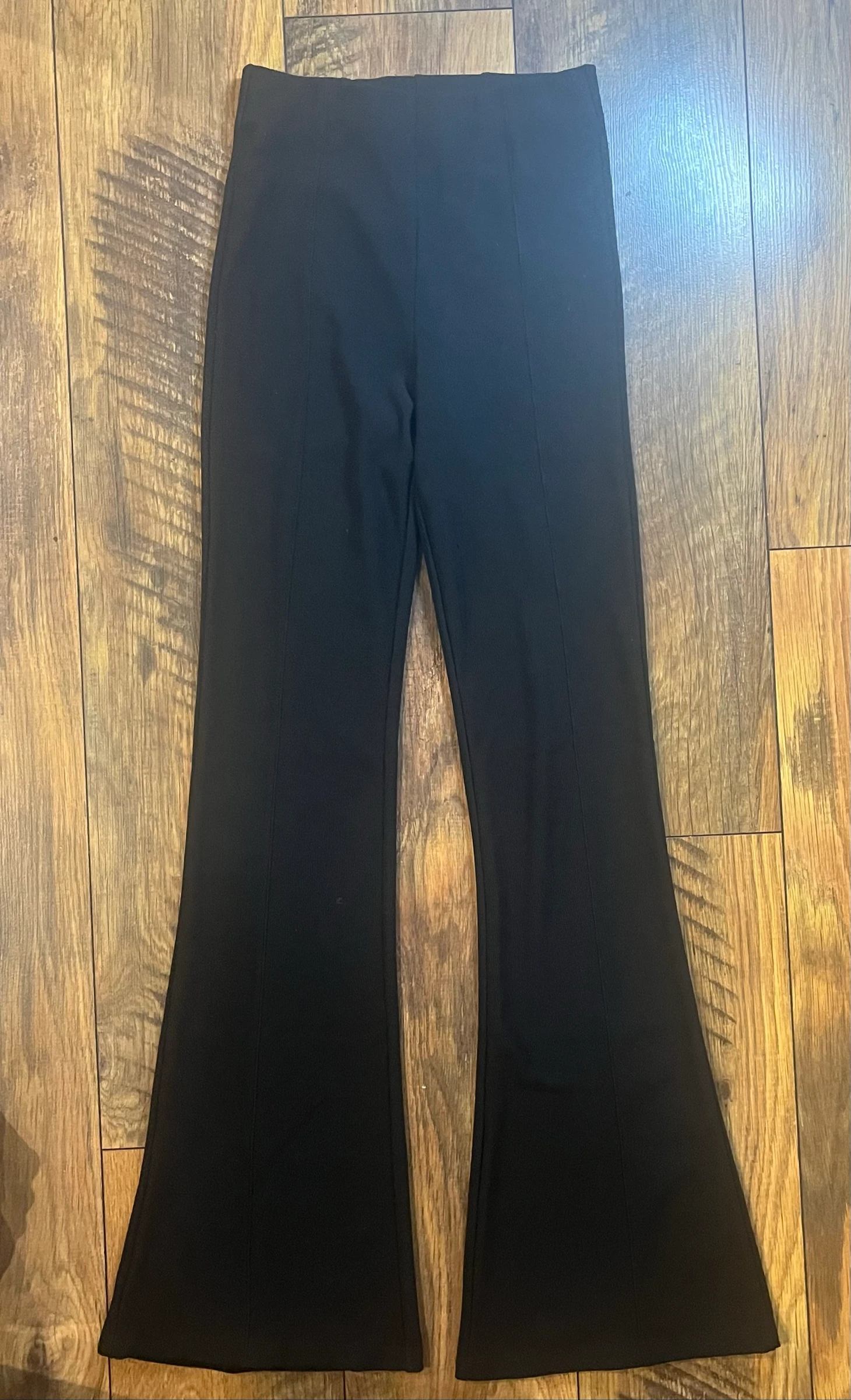 Pantalon noir taille haute coupe évasée flare stretch - FB Sister - taille XS - très bon état